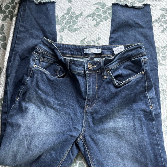 YMI Skinny Jeans womens size 5 dazzle bottoms - Picture 2 of 9